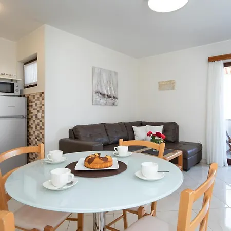 Dujmovic Ivo 2 Apartment *