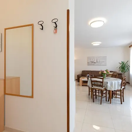 Dujmovic Ivo 2 Apartment *