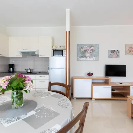 Dujmovic Ivo 2 Apartment